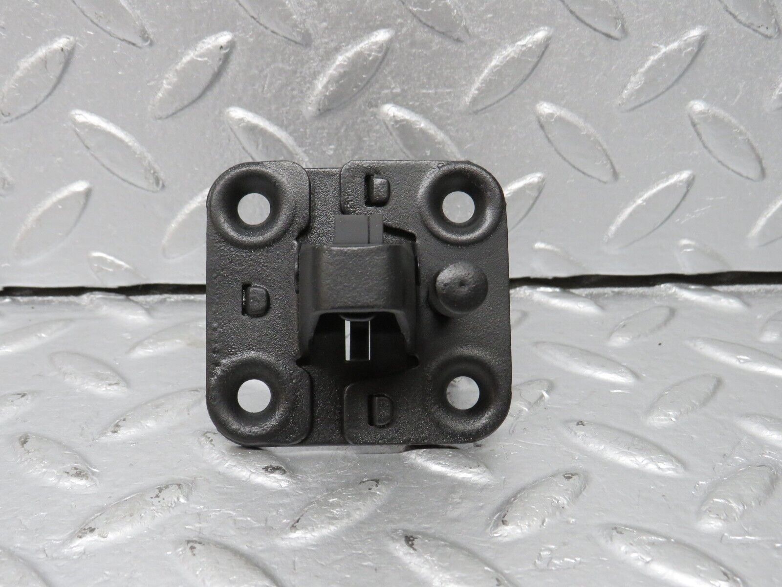 40536 Mercedes-Benz W123 300D Bonnet Lock Latch
