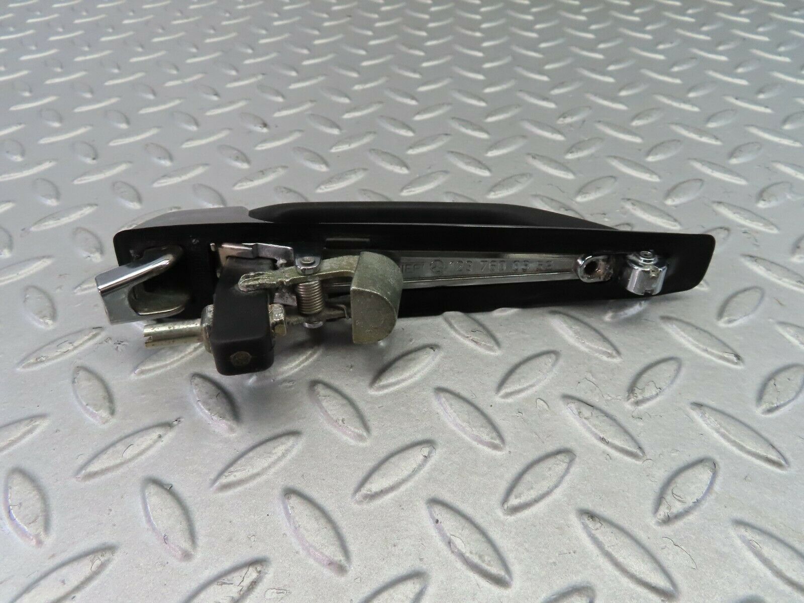 7698 Mercedes-Benz S123 230TE Wagon Exterior Chrome Door Handle 1237600359