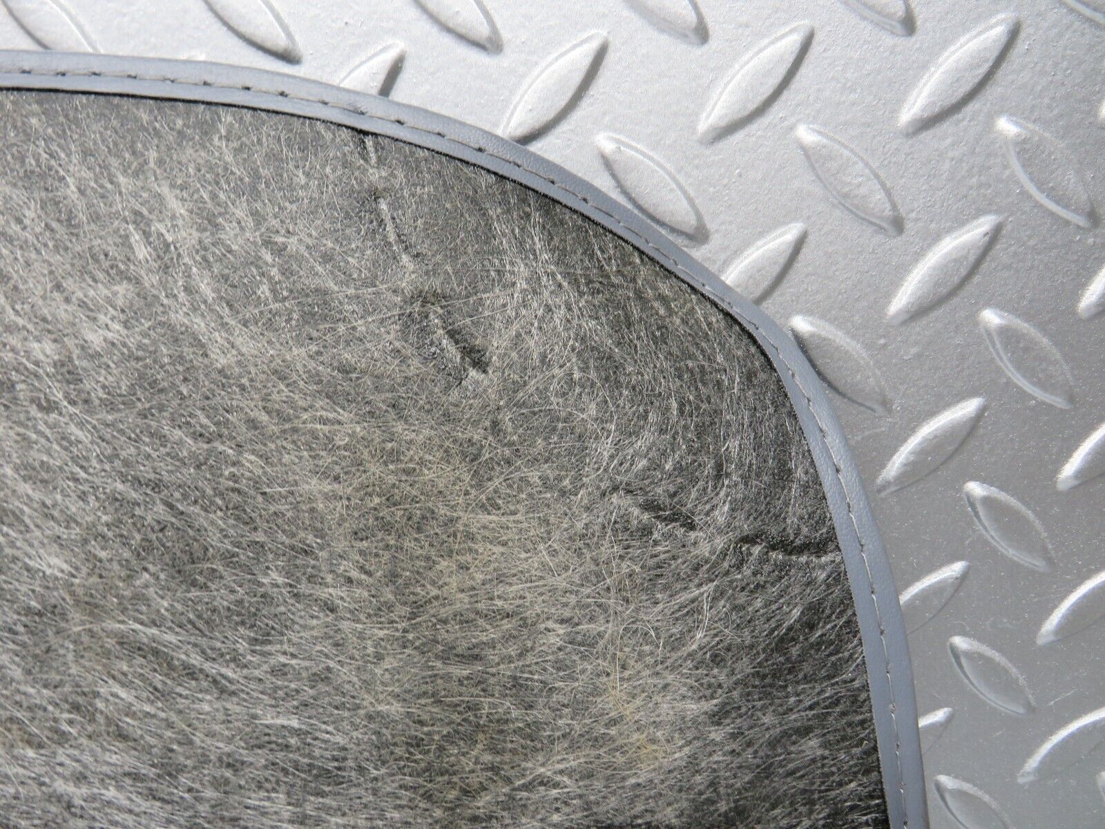 30315 Mercedes-Benz W124 230E Front Left Floor Carpet Grey