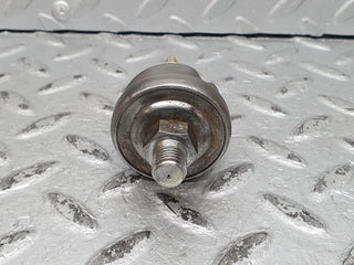 41267 Mercedes-Benz W126 300SE Oil Pressure Sensor