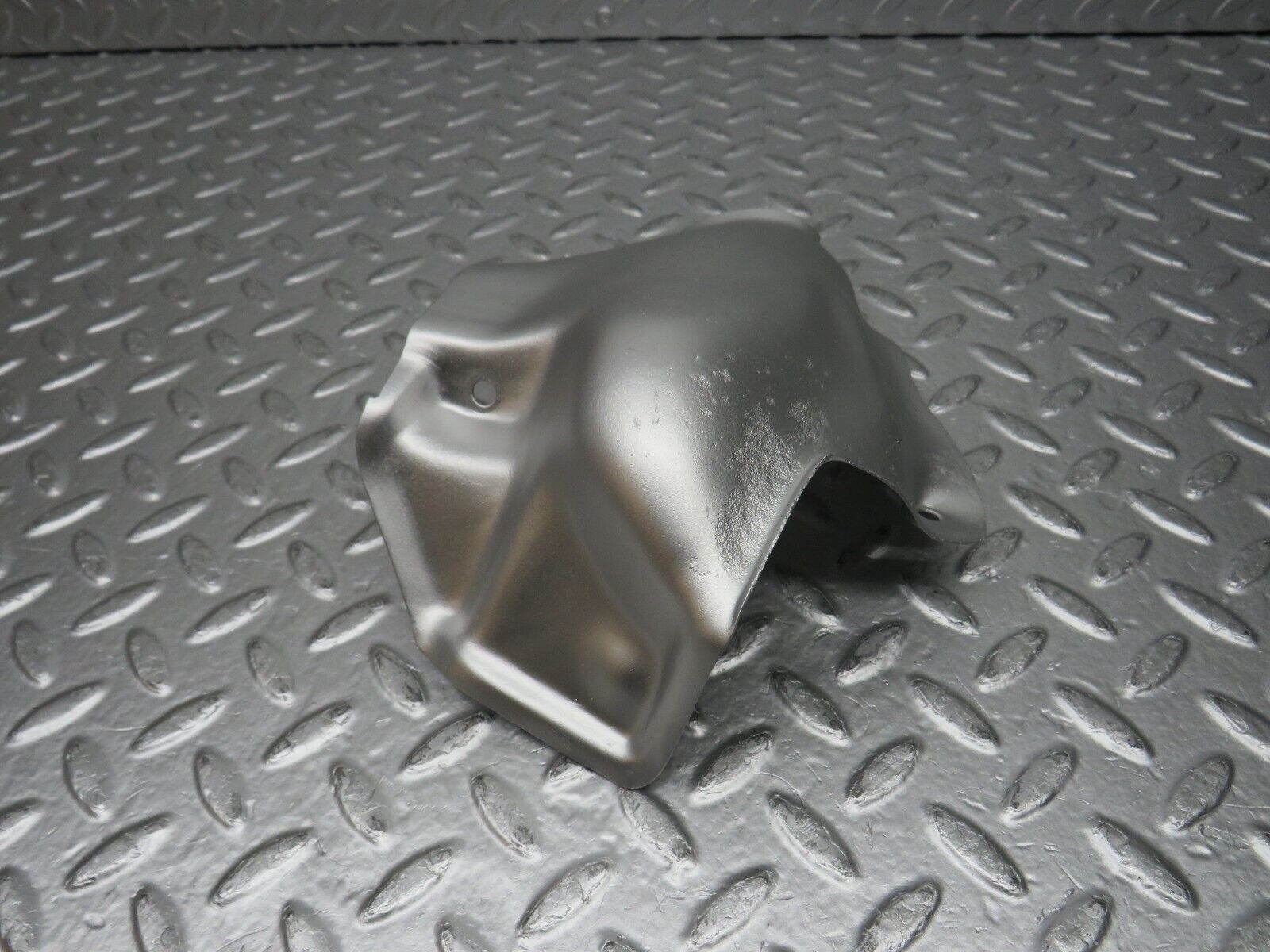 31655 Mercedes-Benz W201 190LE 1.8L Exhaust Heat Shield