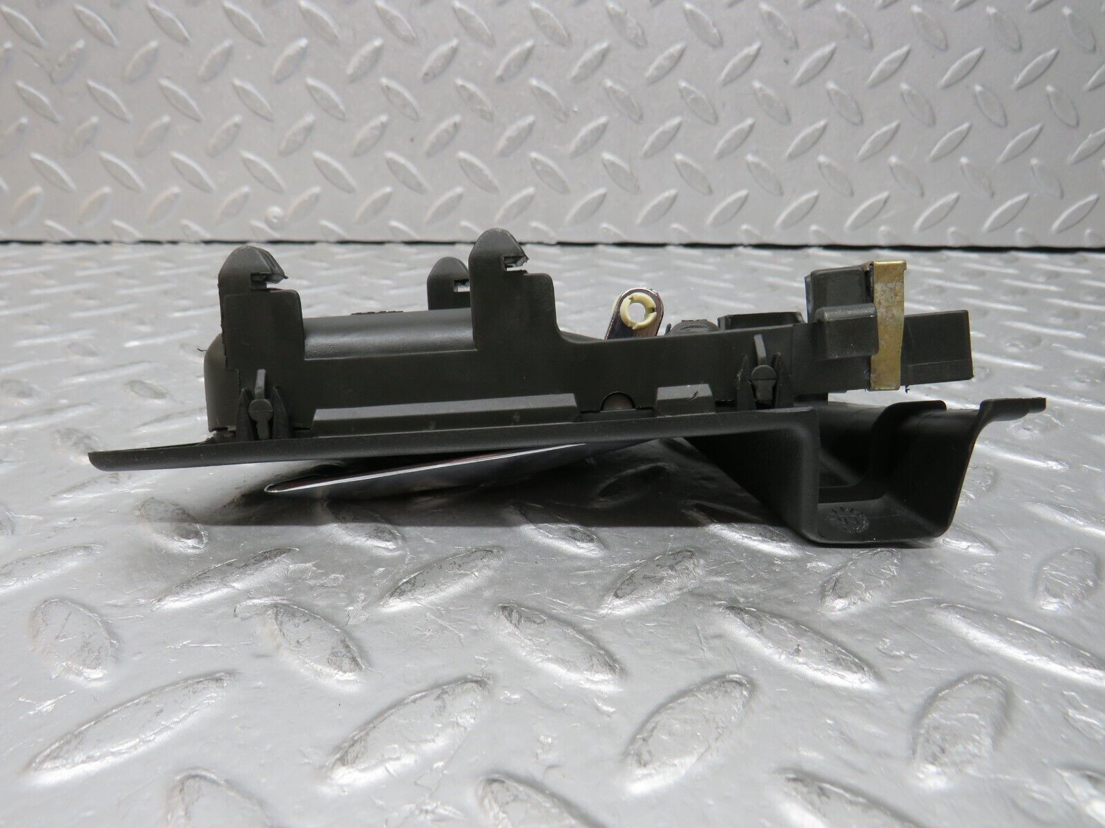 37768 Mercedes-Benz A124 320E Cabriolet Interior Door Handle Left 1247600561