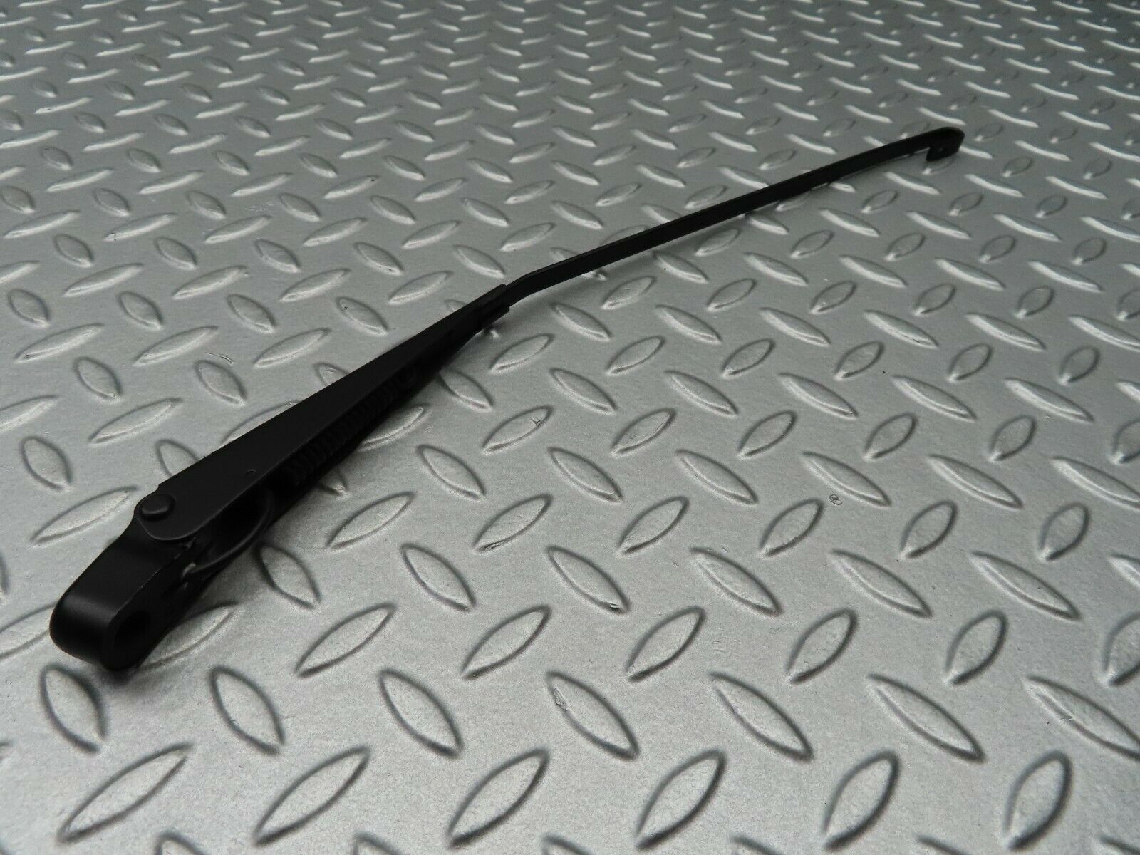5167 Mercedes-Benz R107 350SL Coupe Wiper Arm Right