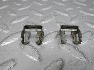 R129 SL fuel injector bracket used OEM