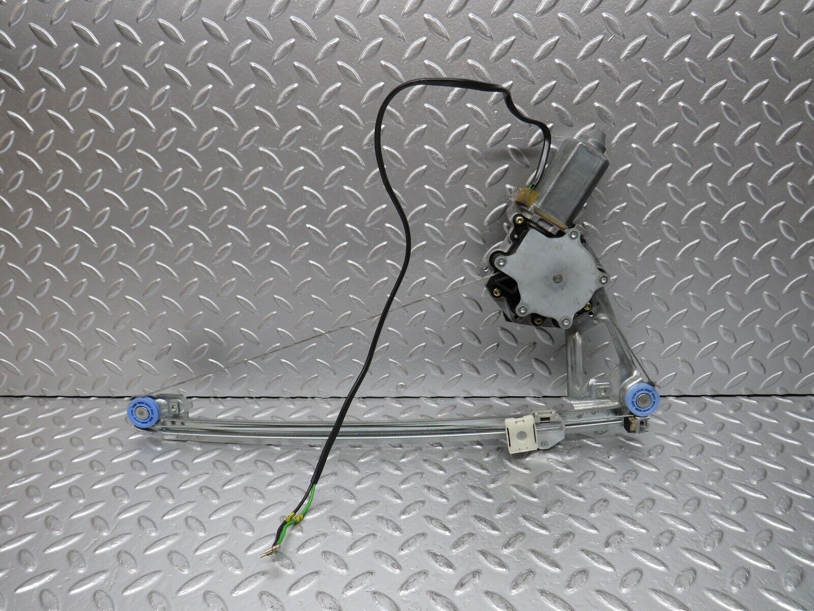 32310 Mercedes-Benz S124 300TE Rear Left Power Window Regulator With Motor 7743001621