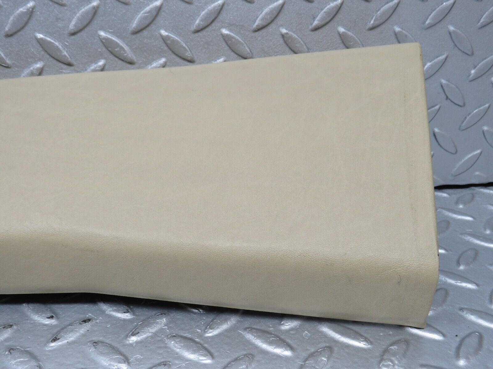 38711 Mercedes-Benz W201 190E 2.6L B Pillar Cover Left Beige 2016921789 2016920044