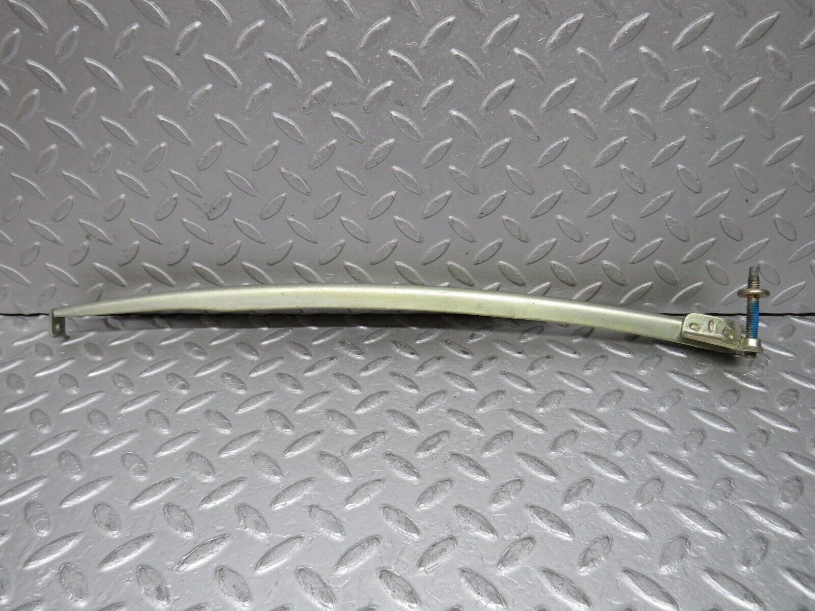 37799 Mercedes-Benz A124 320E Cabriolet Front Right Window Channel