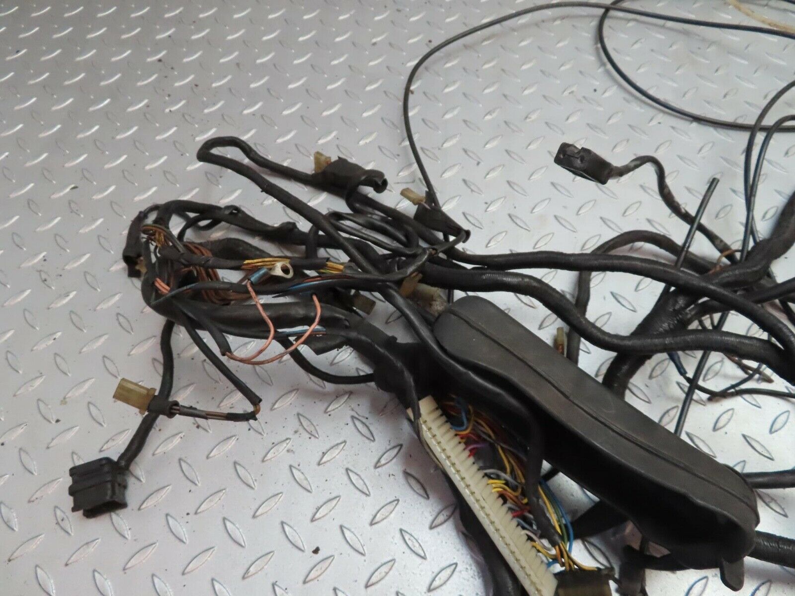 12645 Mercedes-Benz W108 280SE 3.5 Engine Chassis Body Wire Wiring Harness