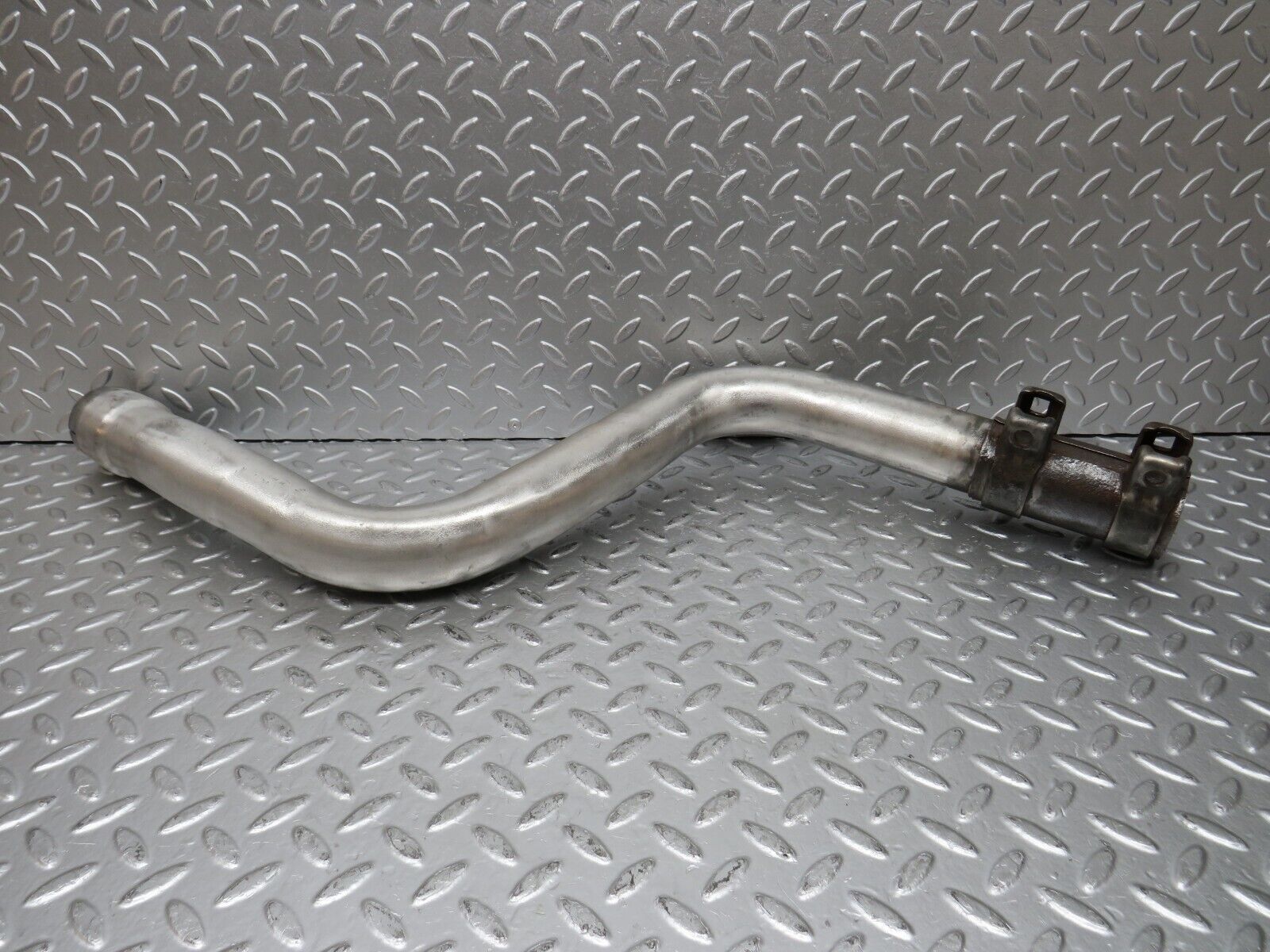 31318 Mercedes-Benz S124 220TE Wagon Exhaust Rear Silencer Pipe