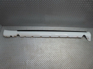 16507 Mercedes-Benz W124 260E Side Skirt Left Side