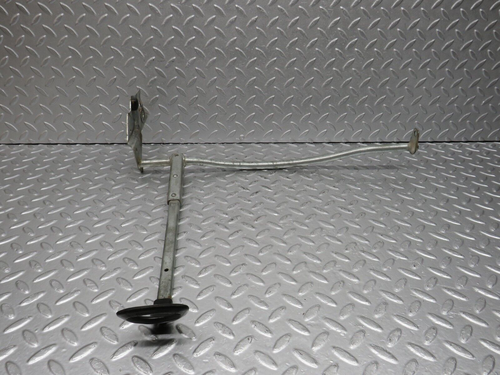 40113 Mercedes-Benz R107 350SL Front Left Seat Sliding Adjust Handle