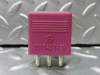 W140 Coupe multi purpose relay used OEM