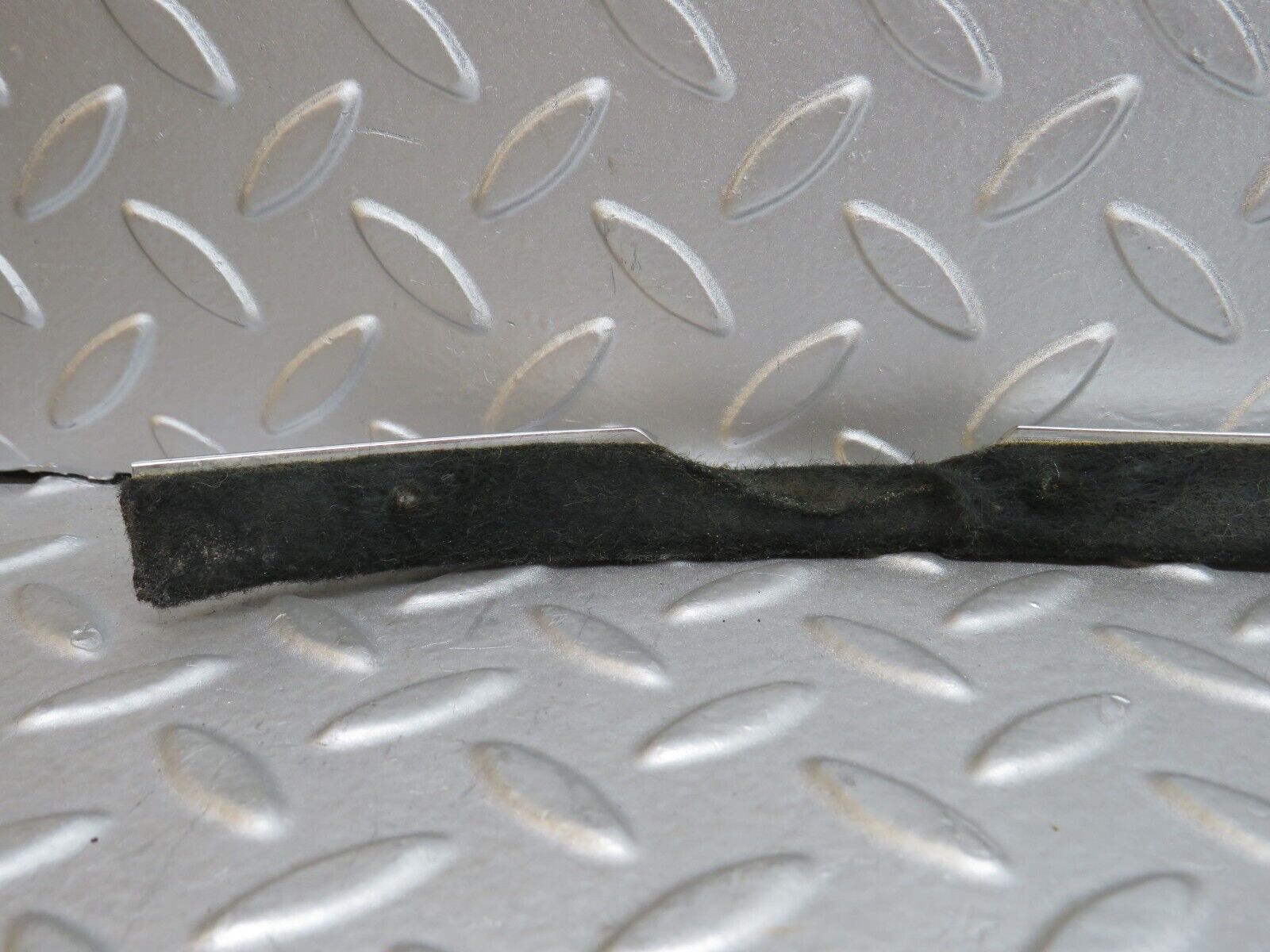 37468 Mercedes-Benz W109 300SEL Dashboard Chrome Trim
