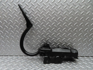 21526 Mercedes-Benz W126 300SE Trunk Hinge Right Side