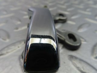 10758 Mercedes-Benz W123 230E Right Interior Door Handle
