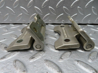 21488 Mercedes-Benz W126 300SE Door Hinges Pair 1237200037