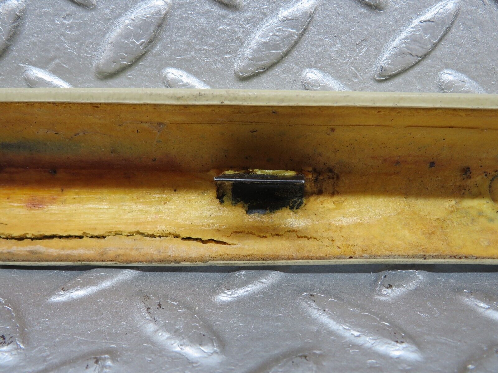 40192 Mercedes-Benz R107 Hard Top B Pillar Trim Right Side Beige