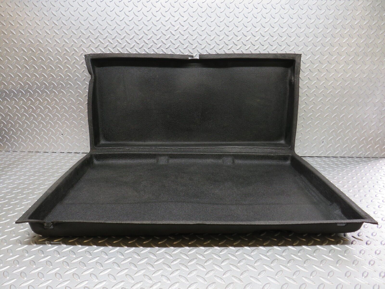 28213 Mercedes-Benz S123 240D Wagon Trunk  Cover Sponge Tray