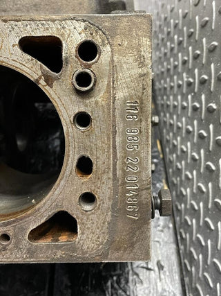 0205 Mercedes-Benz W116 350SE Engine Block M116.985 1160111001