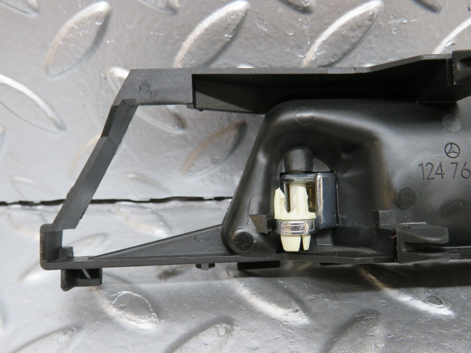 29347 Mercedes-Benz W124 230E Interior Door Handle Front Right 1247600261