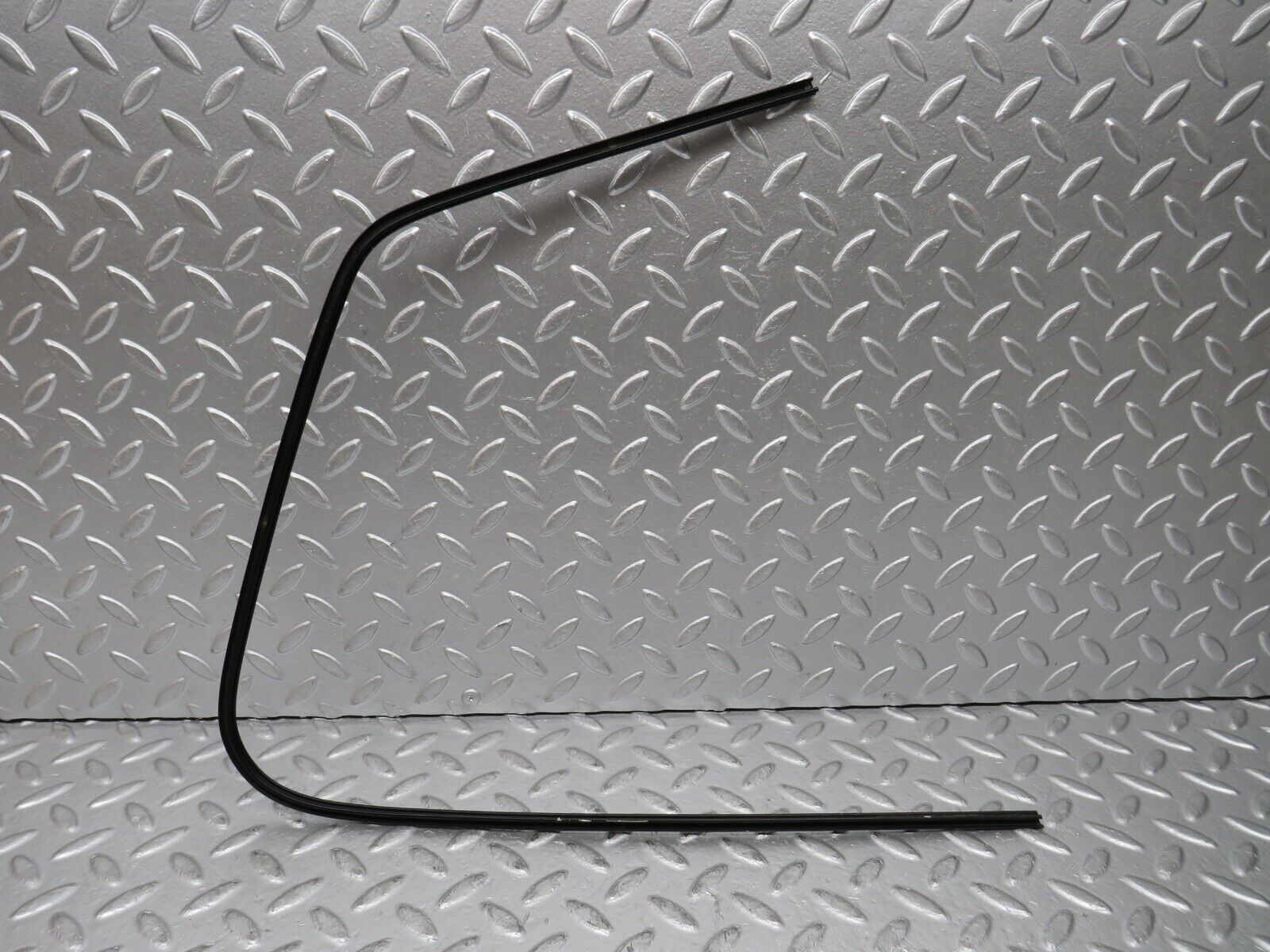 30180 Porsche 924 Rear Left Quarter Window Frame