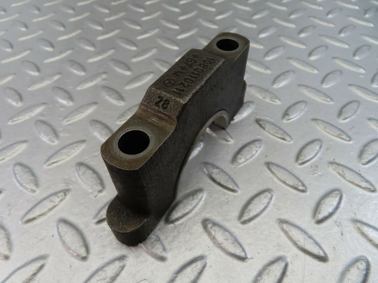 9877 Mercedes-Benz C123 280CE Coupe Crankshaft Bearing Holder Block 1080110211
