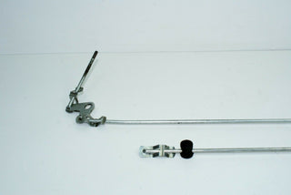 W105 Ponton door lock control bar rear right used OEM