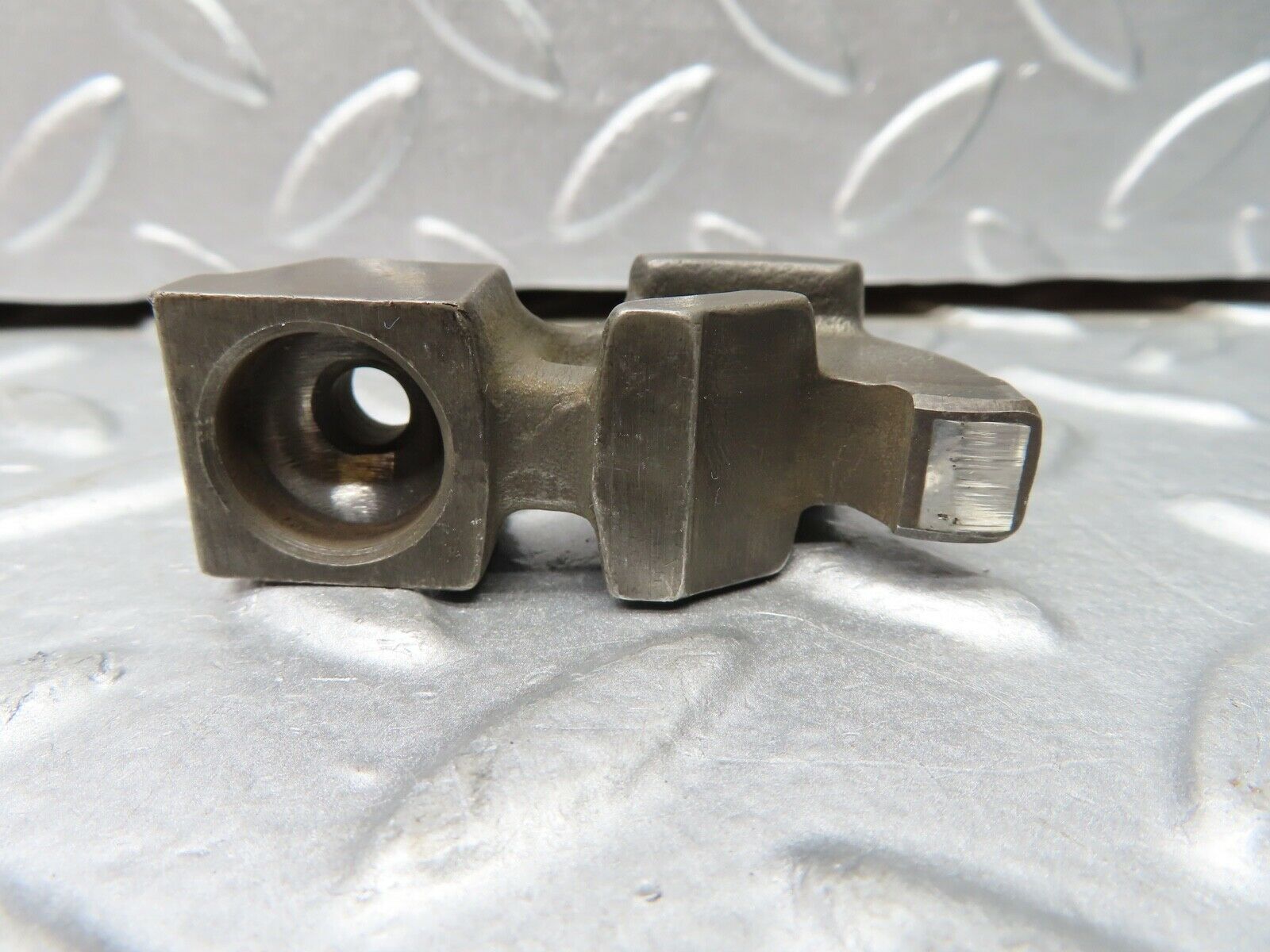 20713 Mercedes-Benz R107 450SL Valve Rocker Arm With Retaining Spring