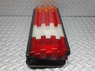 41161 Mercedes-Benz W126 300SE Tail Light & Bulb Holder Left Side