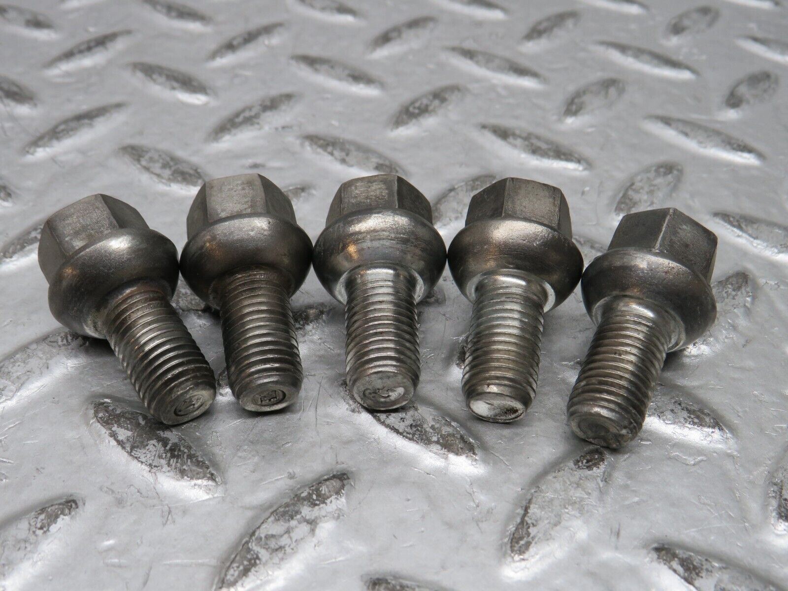 28540 Mercedes-Benz 5x Steel Wheel Lug Bolt M12x1.5