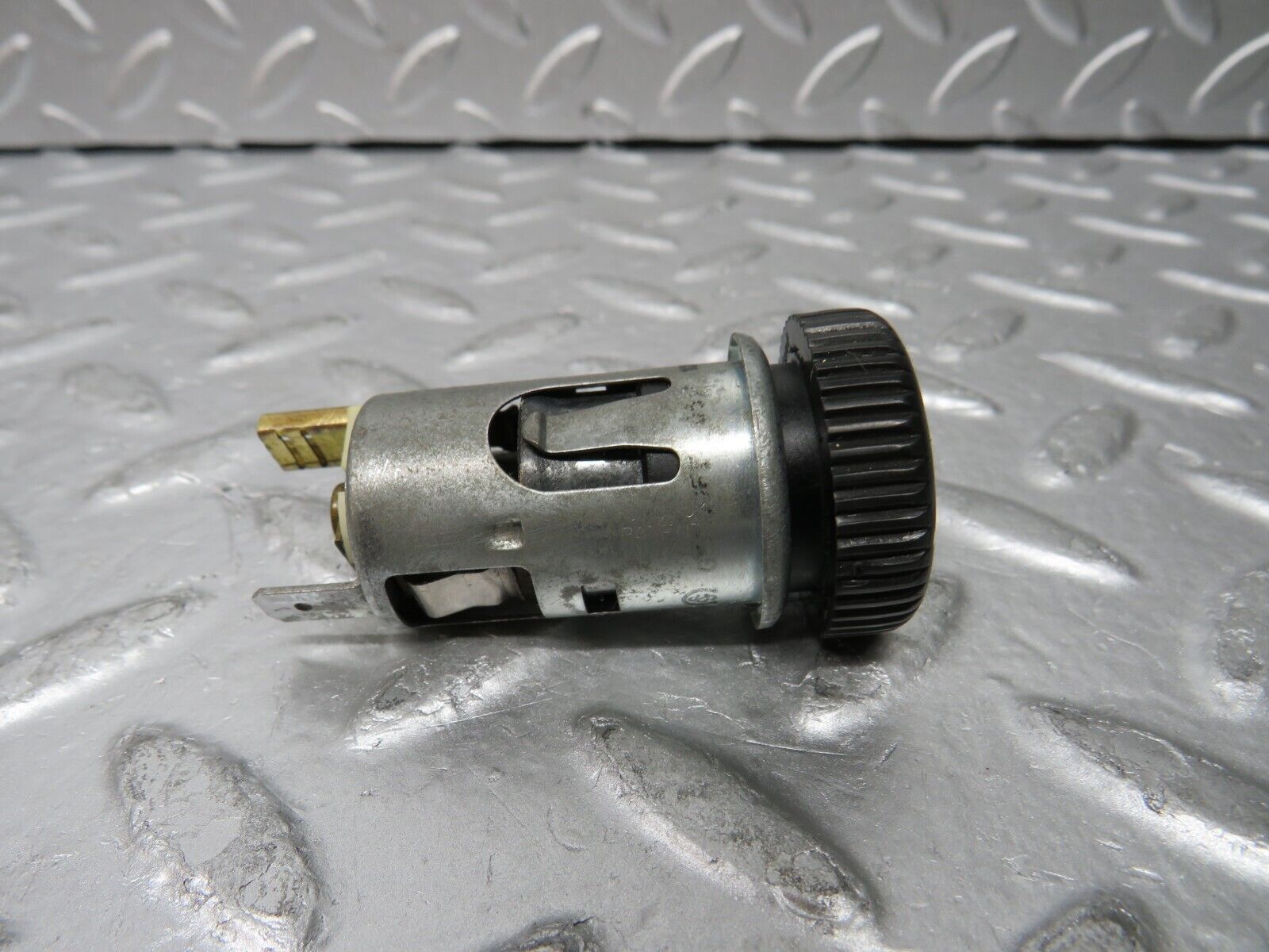 30047 Porsche 924 Cigarette Lighter 477919305