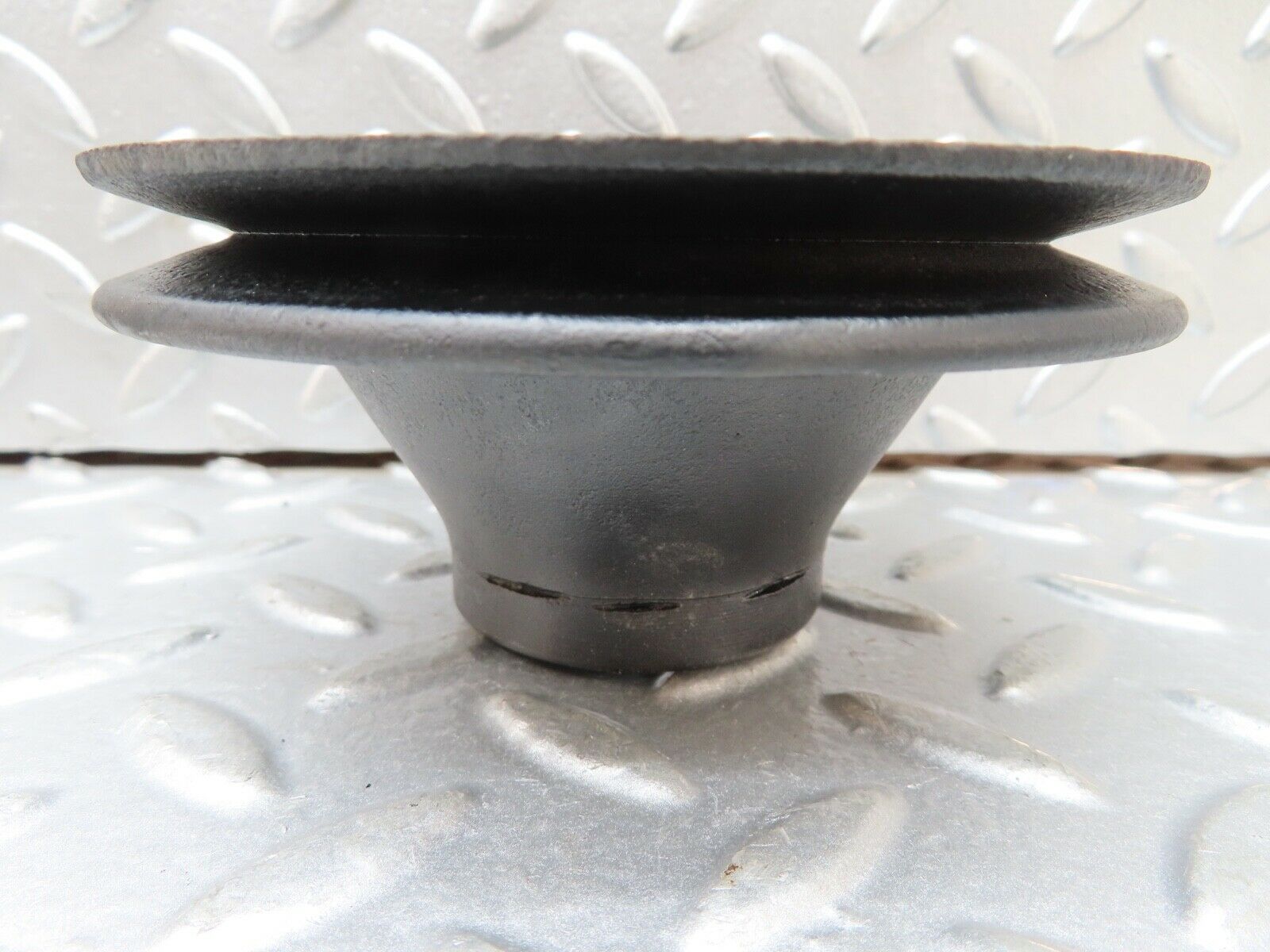 18737 Mercedes-Benz W120 W121 Ponton Crankshaft Pulley