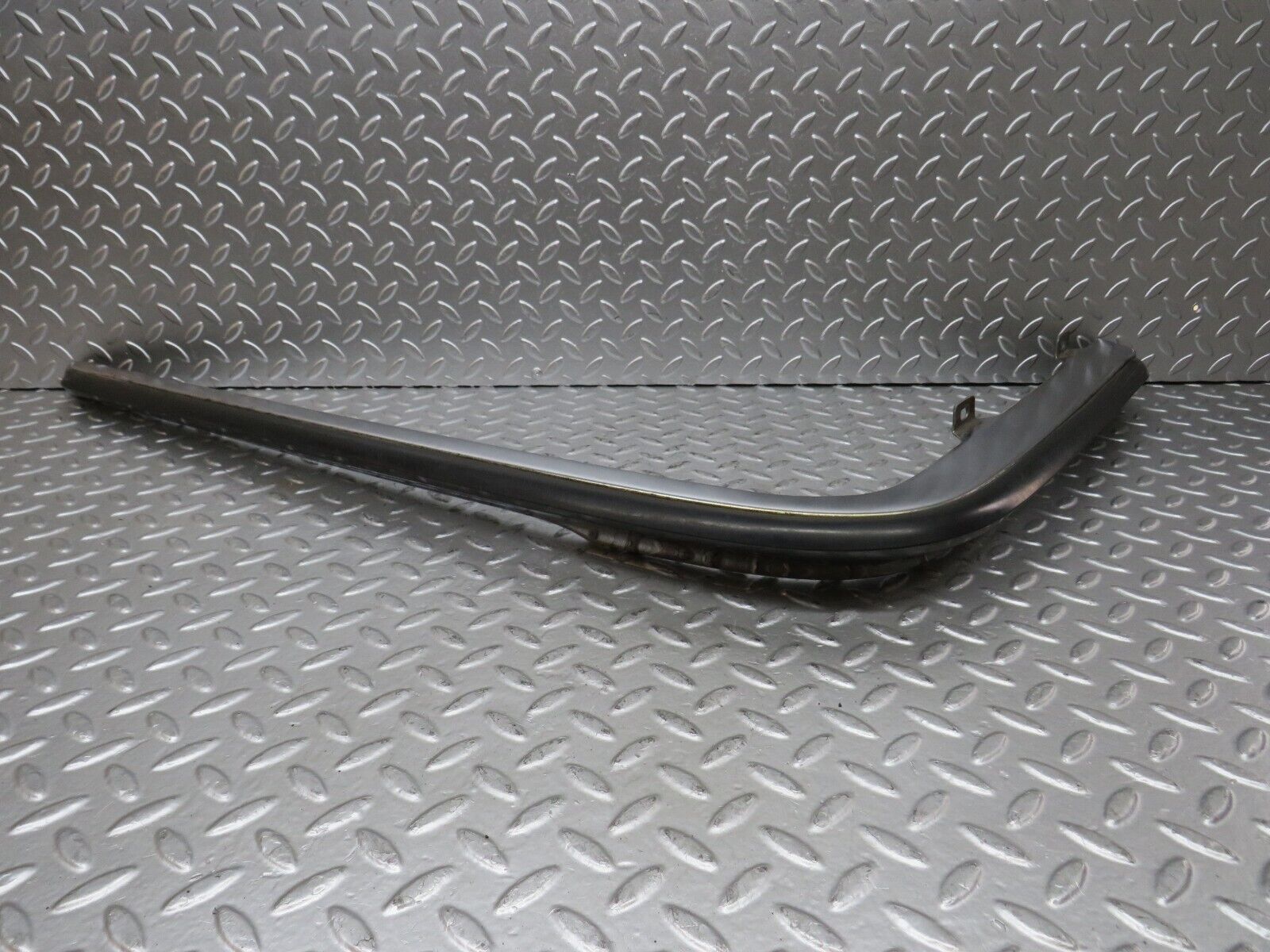 26347 Mercedes-Benz W116 450SE Rear Right Upper Bumper Chrome