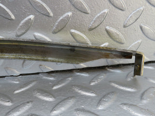 34302 Mercedes-Benz C126 380SEC Coupe Front Right Door Window Channel