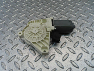 11192 Mercedes-Benz W221 S320 Rear Left Door Window Regulator Motor 997460100