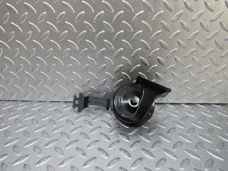 25287 Mercedes-Benz W201 190D Horn