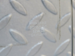 40270 Mercedes-Benz W110 230 Rear Left Door Window Glass