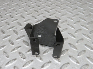 28487 Mercedes-Benz S123 240D Wagon Suspension Levelling Valve Bracket