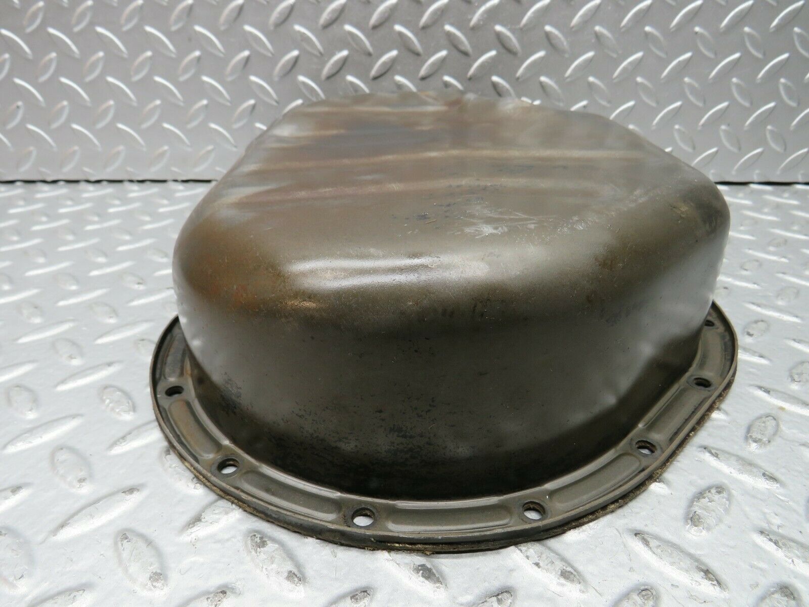 22227 Mercedes-Benz S123 280TE Wagon Oil Pan Oil Sump