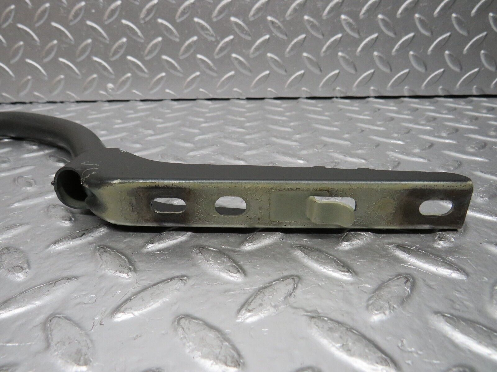 30662 Mercedes-Benz W201 190E 2.0L Boot Lid Trunk Hinge Right Side
