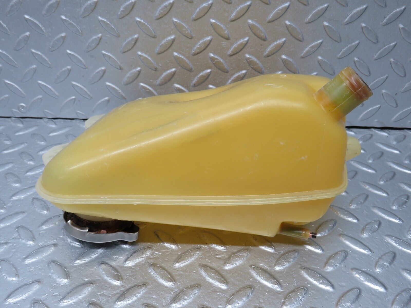 39092 Mercedes-Benz R107 500SL Coupe Coolant Reservoir Tank Behr 1165000449