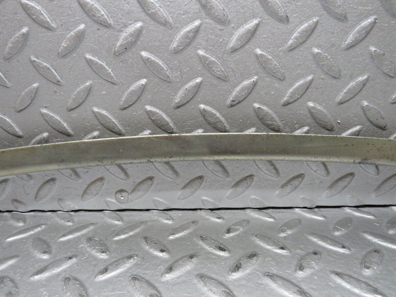 37802 Mercedes-Benz A124 320E Cabriolet Front Left Window Channel