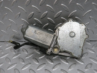 32451 Mercedes-Benz S124 300TE Window Regulator Motor Left Bosch 0130821284