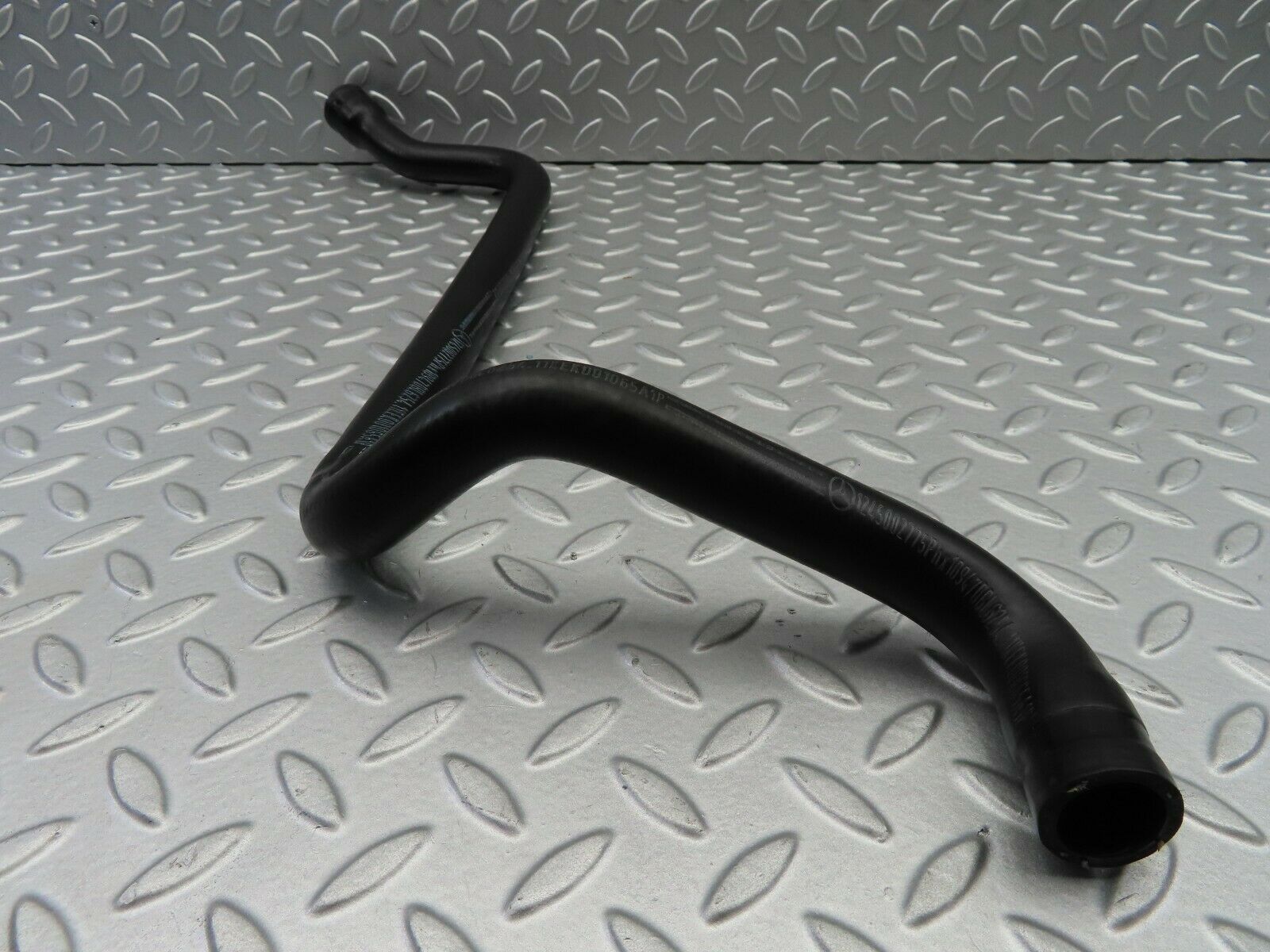 6683 Mercedes-Benz S124 E220 Wagon Radiator Hose 1245002775