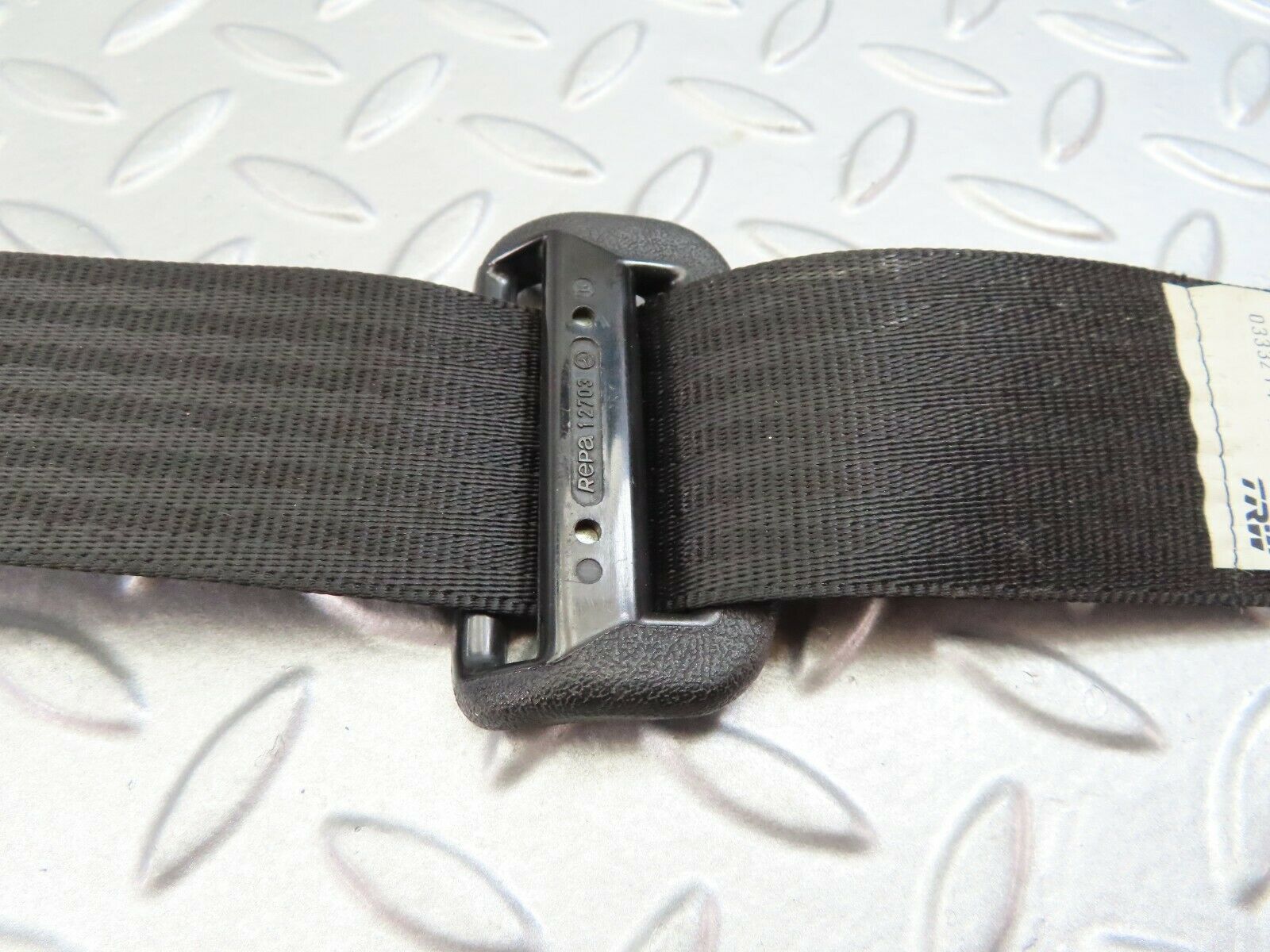 7733 Mercedes-Benz S123 230TE Wagon Front Left Seat Belt 1238606286