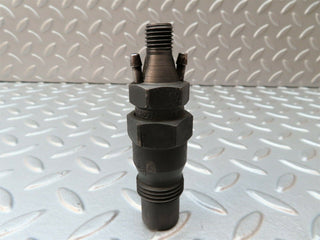 W115 diesel fuel injector used OEM