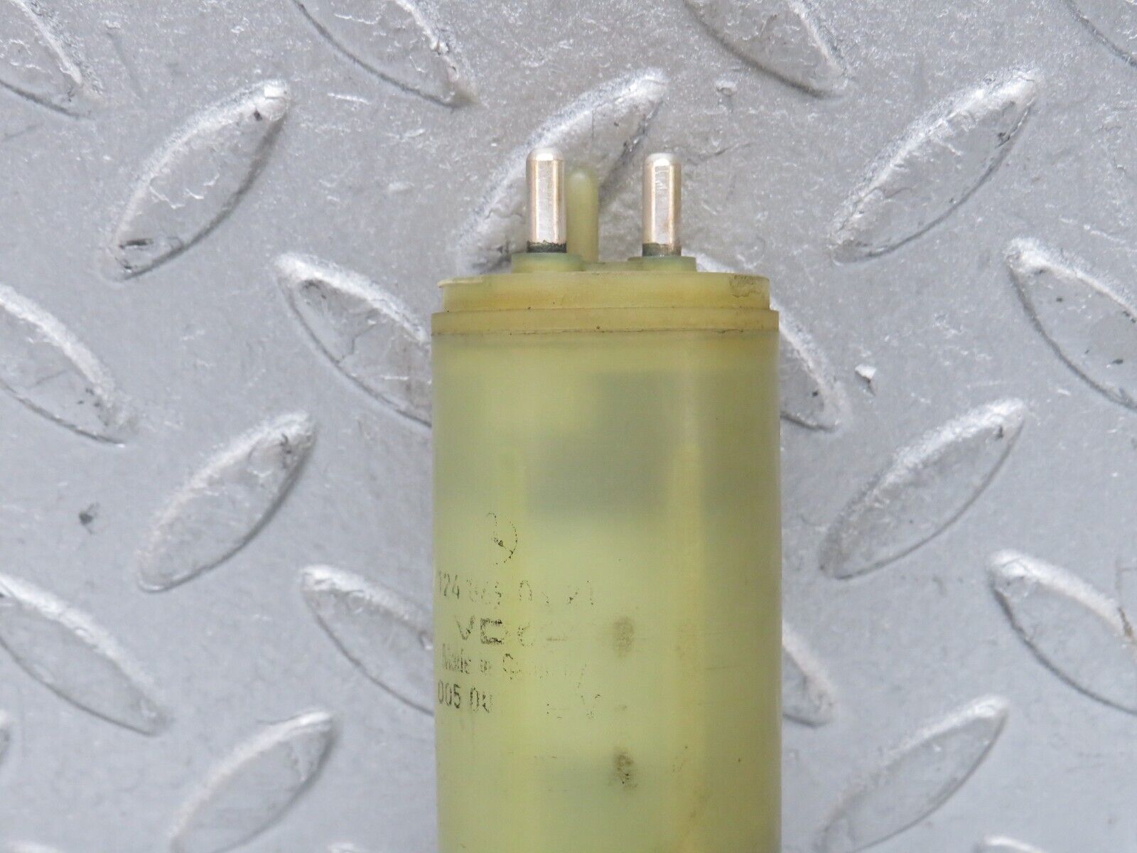 37740 Mercedes-Benz A124 320E Cabriolet Windscreen Washer Pump VDO