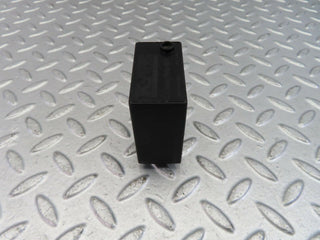 9385 Mercedes-Benz C124 300CE Coupe Fuel Pump Relay 3301300