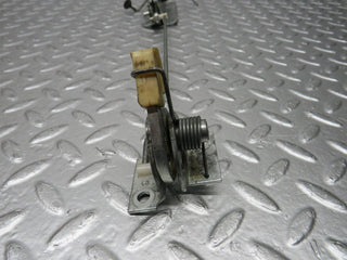 32562 Mercedes-Benz S124 300TE Wagon Rear Right Seat Bench Locking Mechanism