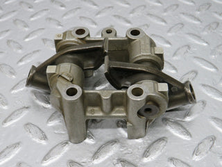 32620 Mercedes-Benz S124 300TE Rocker Arms Camshaft Bearing Block 1030510610